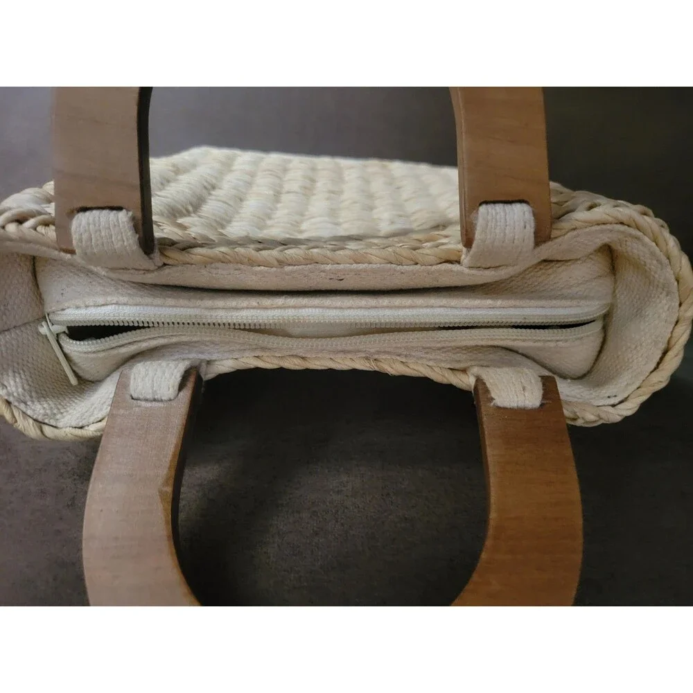 Spring Straw Tote Bag - Picture 2 of 2